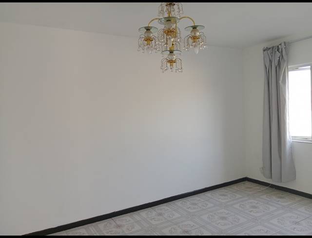 4 BEDROOM FREEHOLD FOR SALE IN MOUNTAIN RISE